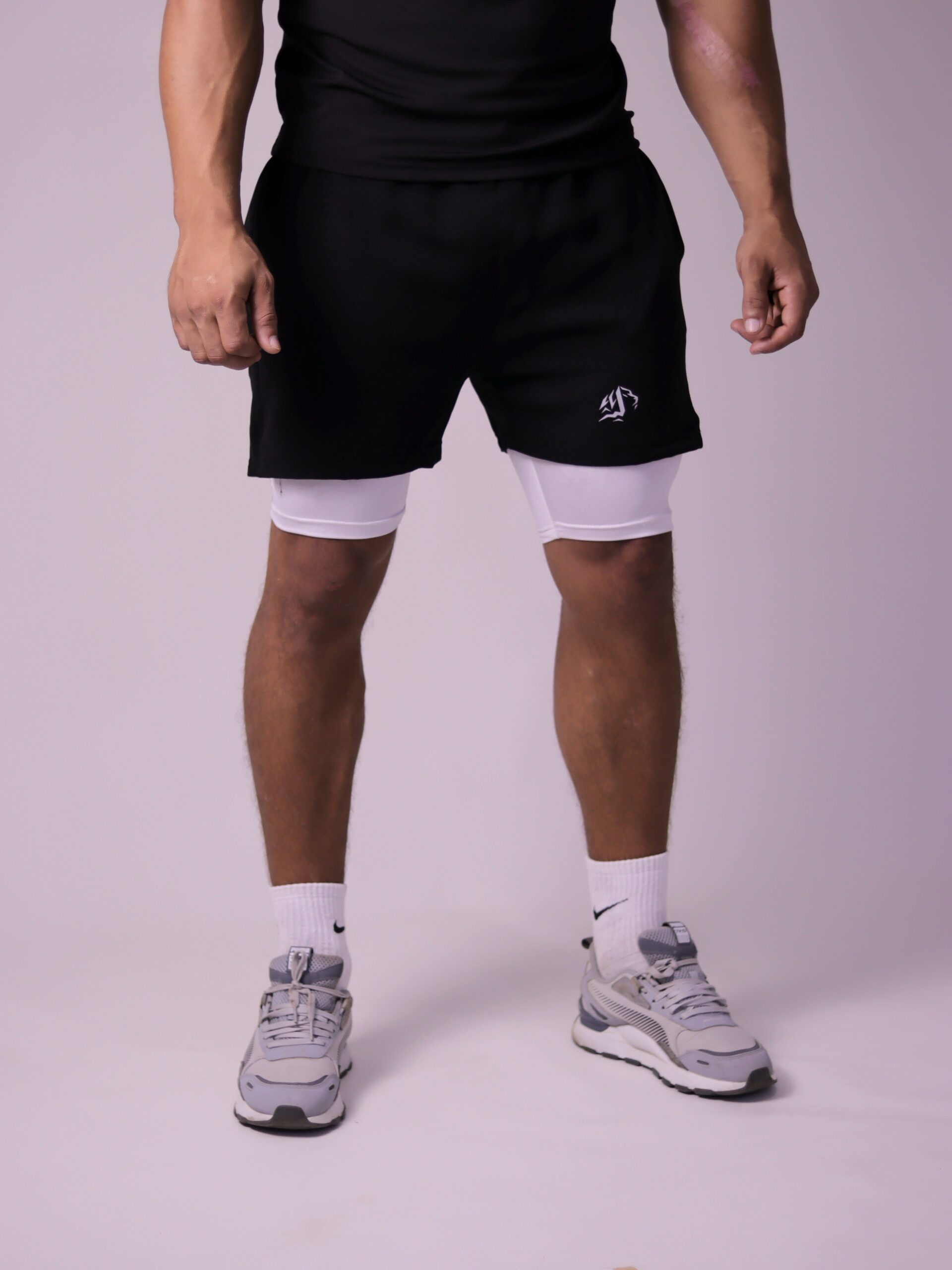 Short avec cycliste blanc